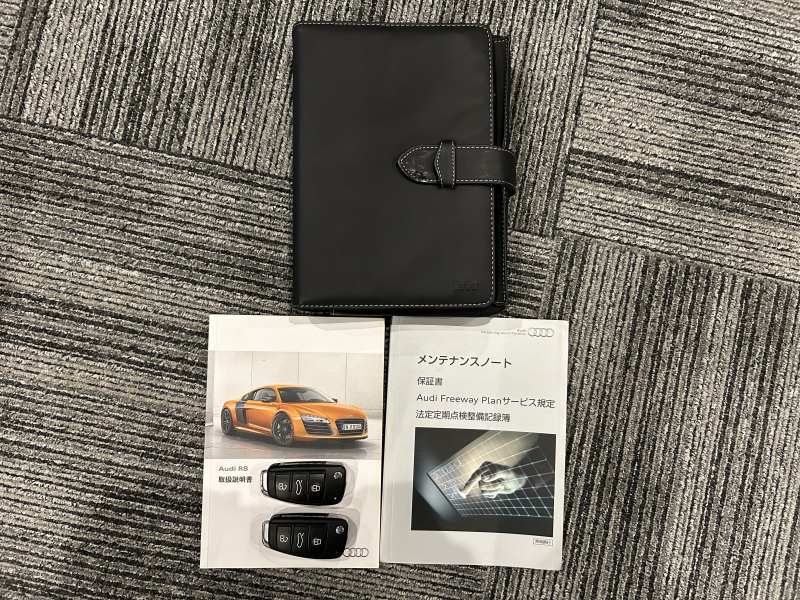 アウディ R8 R8スパイダー 後期 7速デュアルクラッチ式S